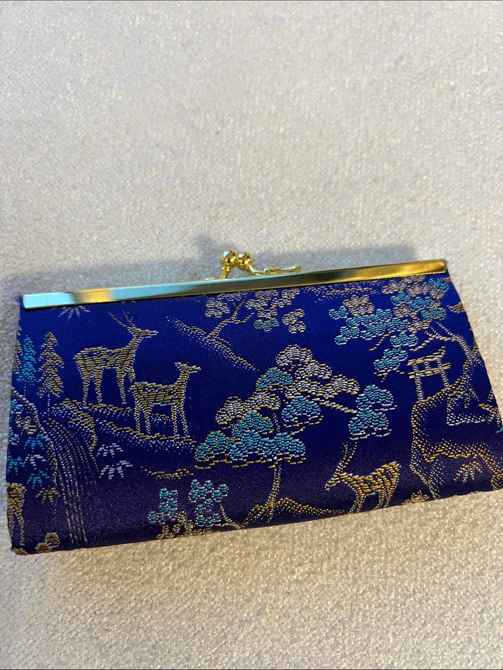 Elegant Blue Embroidered Clasp Wallet